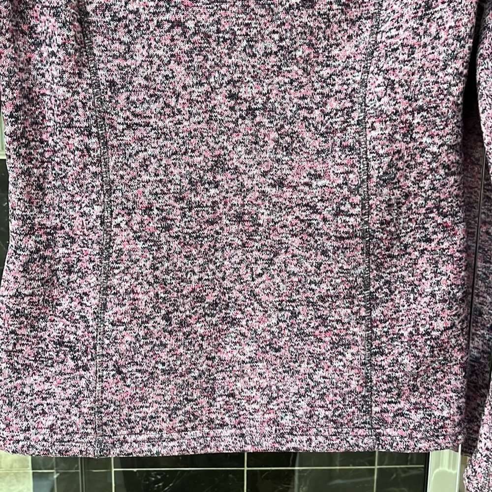 Mountain Warehouse top, size US 4. NWOT. - Picture 3 of 6